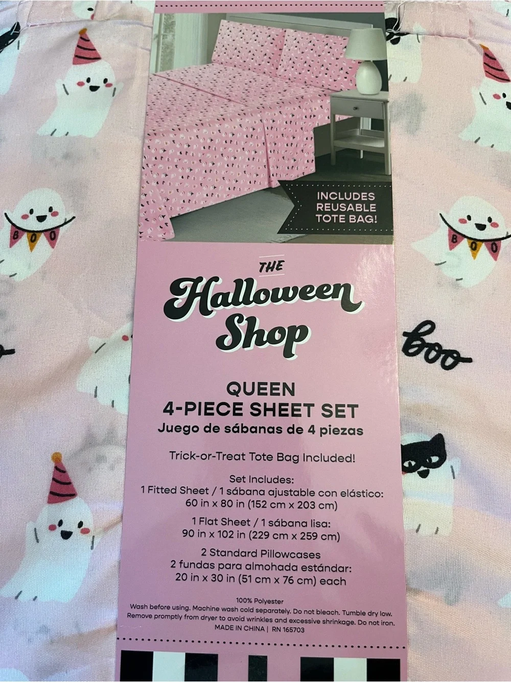 Que Pink Halloween Ghost Queen 4-Piece Sheet Set